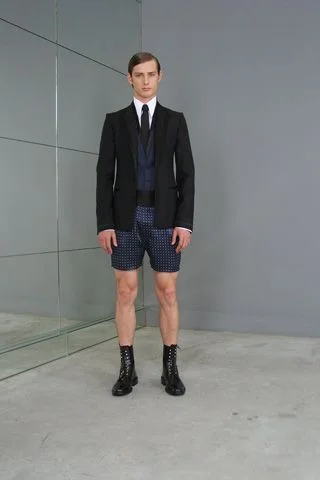 Look 15